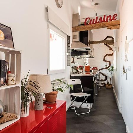 Charming La Latina Home Madrid Bagian luar foto