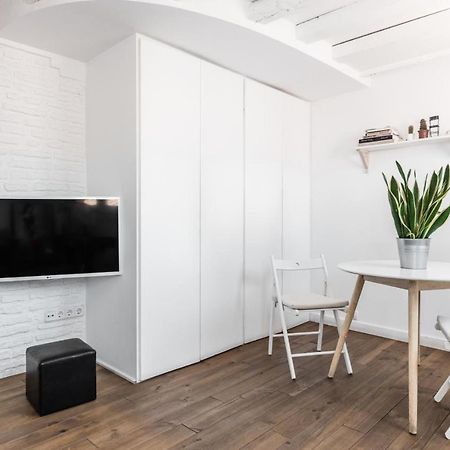 Charming La Latina Home Madrid Bagian luar foto
