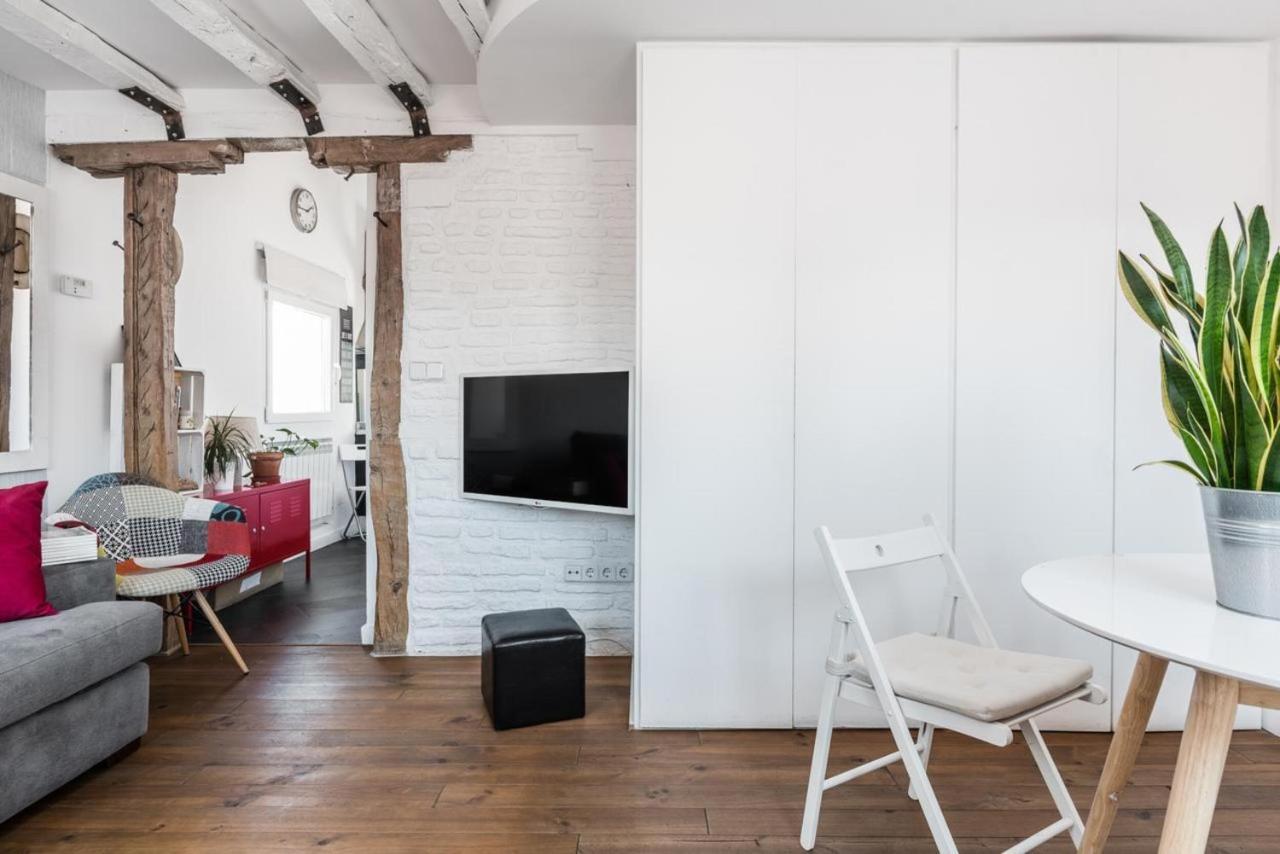 Charming La Latina Home Madrid Bagian luar foto
