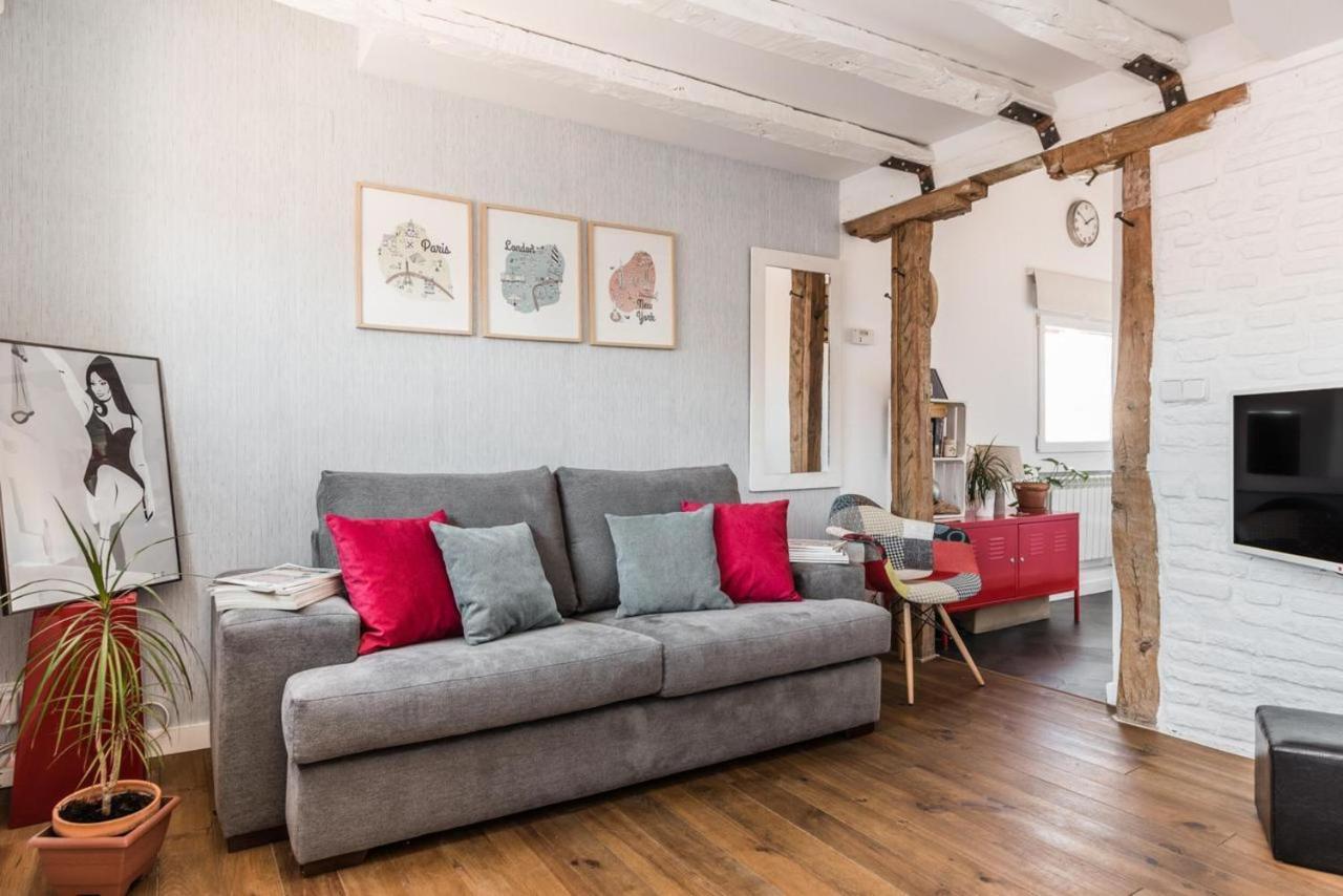 Charming La Latina Home Madrid Bagian luar foto