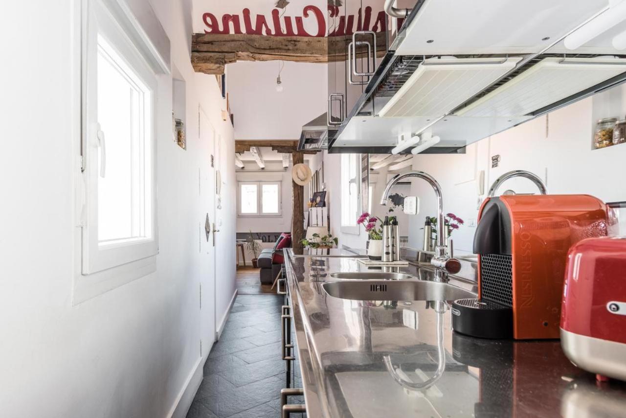 Charming La Latina Home Madrid Bagian luar foto